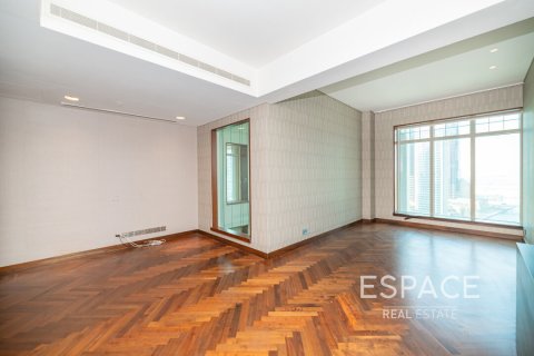 Appartement te huur in Dubai Marina, Dubai, VAE 5 slaapkamers, 649 vr.m., nr 650250 - foto 12
