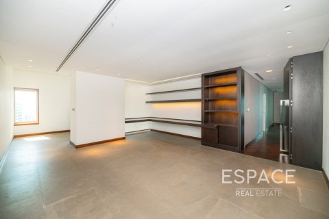 Appartement te huur in Dubai Marina, Dubai, VAE 5 slaapkamers, 649 vr.m., nr 650250 - foto 14