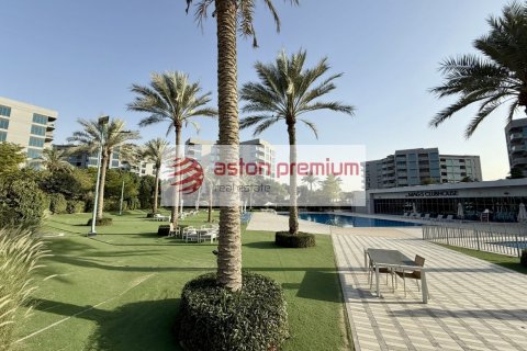 Apartment in Dubai South (Dubai World Central), UAE 1 room, 38 sq.m. № 728368 - photo 12