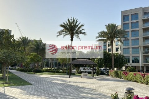 Apartment in Dubai South (Dubai World Central), UAE 1 room, 38 sq.m. № 728368 - photo 11