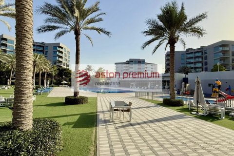 Apartment in Dubai South (Dubai World Central), UAE 1 room, 38 sq.m. № 728368 - photo 13