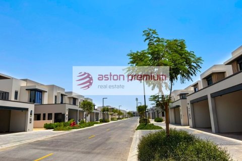 טאונהאוס להשכרה ב Jebel Ali, Dubai, איחוד האמירויות 4 חדרי שינה, 252 מ"ר, מספר 728371 - תמונה 24