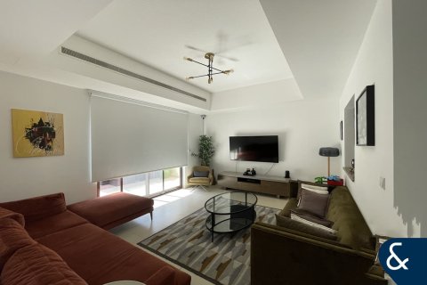 Вилла Рим, Дубай, БАӘ-да 4 жатын бөлмелер, 237 м² № 668101 - фото 9