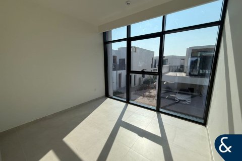 Villa zur Miete in Arabian Ranches 3, Dubai, VAE 4 Schlafzimmer, 268 m2 Nr. 668194 - Foto 19