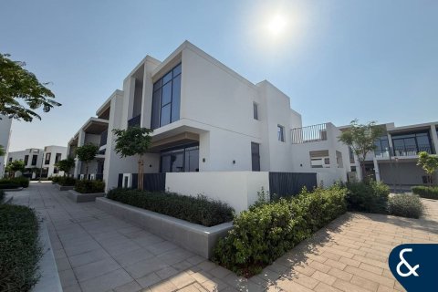 Villa zur Miete in Arabian Ranches 3, Dubai, VAE 4 Schlafzimmer, 268 m2 Nr. 668194 - Foto 1