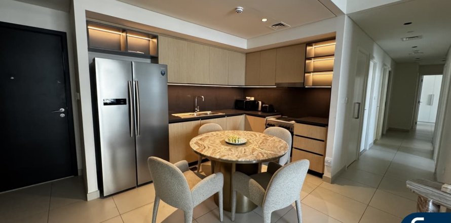 Lakás itt: Downtown Dubai (Downtown Burj Dubai), EAE, 3 hálószoba, 126 m², azonosító: 668196