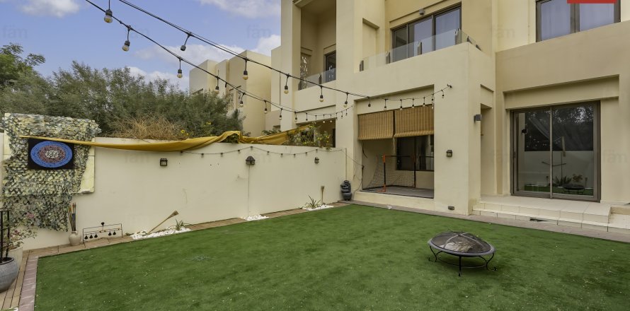 Kuća u nizu u gradu Reem, Dubai, UAE 3 spavaće sobe, 232.3 m2 Br. 669737