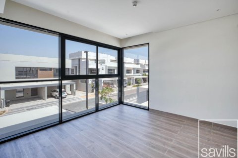 Řadový dům v Dubai Land, SAE 3 ložnice, 281.68 m² Č.: 747387 - fotografie 8