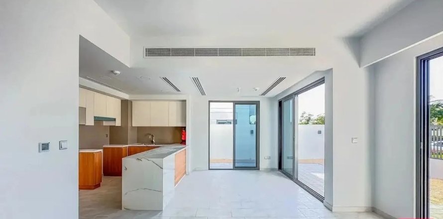 Villa asukohaga Dubai, AÜE: 3 magamistoaga, 163.2 m² Nr 705712