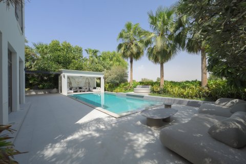 Vila v Jumeirah Golf Estates, Dubai, SAE 5 spální, 796.84 m2 č. 748366 - Fotografia 19