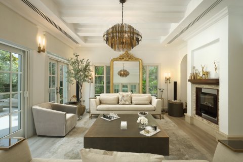 Vila v Jumeirah Golf Estates, Dubai, SAE 5 spální, 796.84 m2 č. 748366 - Fotografia 7