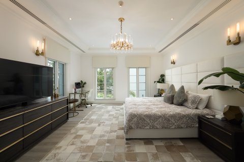 Vila v Jumeirah Golf Estates, Dubai, SAE 5 spální, 796.84 m2 č. 748366 - Fotografia 16