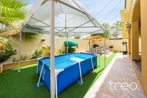 Dubai, BAE’de satılık sıra ev 3 yatak odası, 244.43 m&sup2; No 741065 - fotoğraf 20
