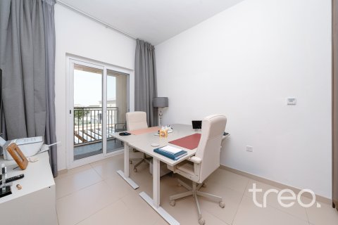 Dubai, BAE’de satılık sıra ev 3 yatak odası, 244.43 m&sup2; No 741065 - fotoğraf 8