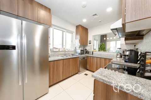 Dubai, BAE’de satılık sıra ev 3 yatak odası, 244.43 m&sup2; No 741065 - fotoğraf 5