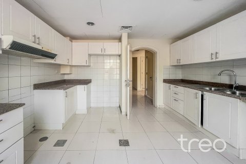 Vila v The Springs, Dubai, SAE 3 ložnice, 208.66 m² Č.: 741061 - fotografie 3