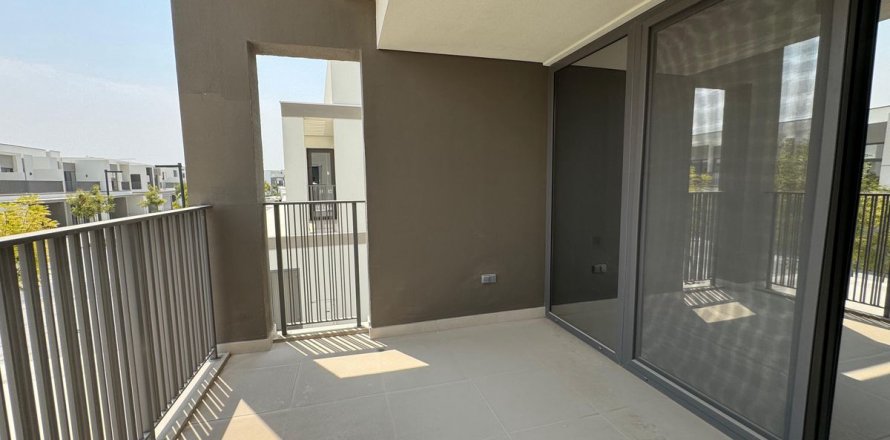 ویلا در Tilal Al Ghaf، Dubai ، امارات متحده عربی 5 خوابه ، 332.2 متر مربع. شماره 638283