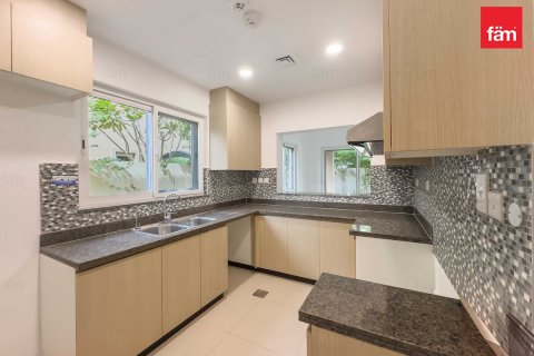 Vilă de vânzare în Dubai, EAU 3 dormitoare, 325 mp. №638279 - poză 15