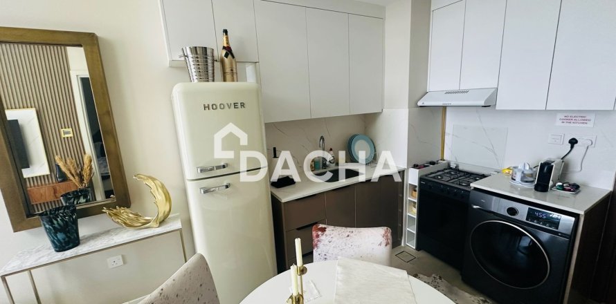 Apartment in Rukan, Dubai, UAE 1 bedroom, 48 sq.m. № 728205