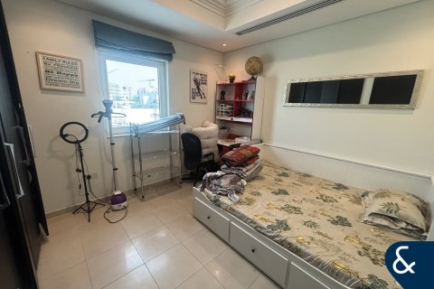 Villa sa Al Furjan, Dubai, UAE 4 silid-tulugan, 455 sq.m. № 671100 - larawan 16