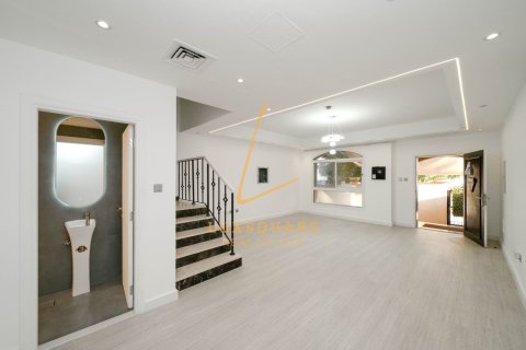 Vila v Jumeirah Village Circle, Dubai, SAE 3 ložnice, 142 m² Č.: 741548 - fotografie 7