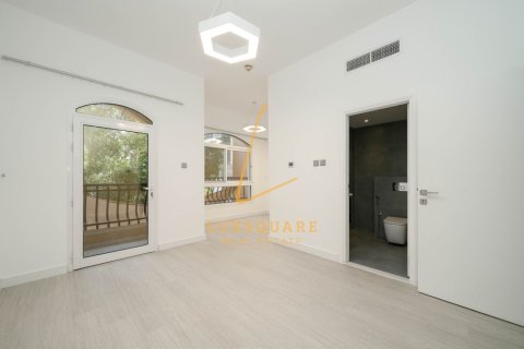 Vila v Jumeirah Village Circle, Dubai, SAE 3 ložnice, 142 m² Č.: 741548 - fotografie 11
