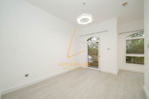 Vila v Jumeirah Village Circle, Dubai, SAE 3 ložnice, 142 m² Č.: 741548 - fotografie 14
