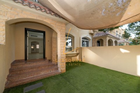 Vila v Jumeirah Village Circle, Dubai, SAE 3 ložnice, 142 m² Č.: 741548 - fotografie 27
