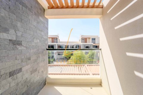 Rumah bandar di DAMAC Hills (Akoya by DAMAC), Dubai, UAE 5 bilik tidur, 172 meter persegi № 741549 - foto 26