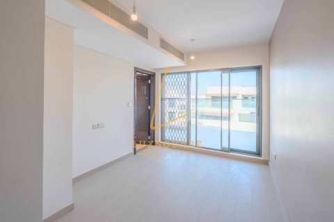 Rumah bandar di DAMAC Hills (Akoya by DAMAC), Dubai, UAE 5 bilik tidur, 172 meter persegi № 741549 - foto 17