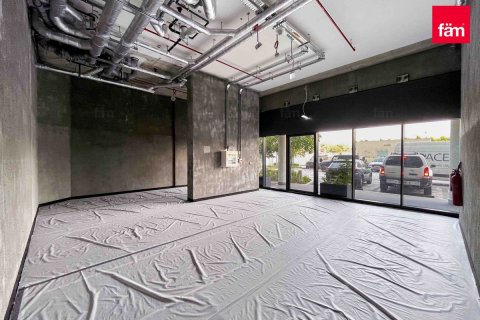 Снять в аренду магазин в Дубай, ОАЭ 81м2, № 652096 - фото 6