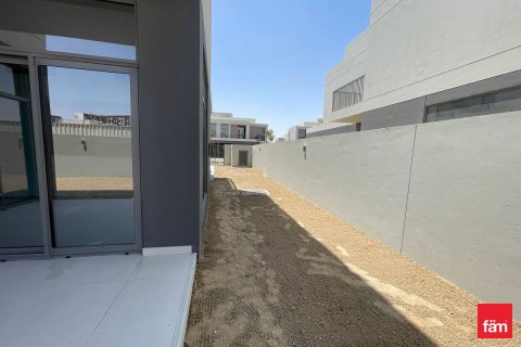 Вилла Дубай, БАӘ-да 3 жатын бөлмелер, 271.2 м² № 647947 - фото 24