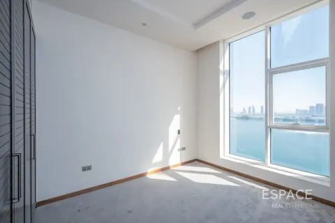 Apartmen di Palm Jumeirah, Dubai, UAE 3 bilik tidur, 222 meter persegi № 738325 - foto 2