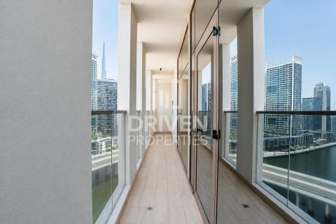 Huoneisto Business Bay, Dubai, Arabiemiraatit 2 makuuhuonetta, 114.08 m2 № 746789 - kuva 10