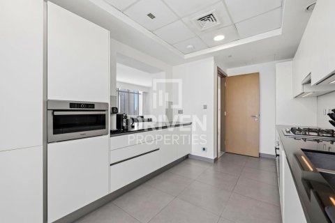 Зняти в оренду квартиру в Аль-Сатва, Дубай, ОАЕ 3 спальні, 222.97м2, № 746788 - фото 8