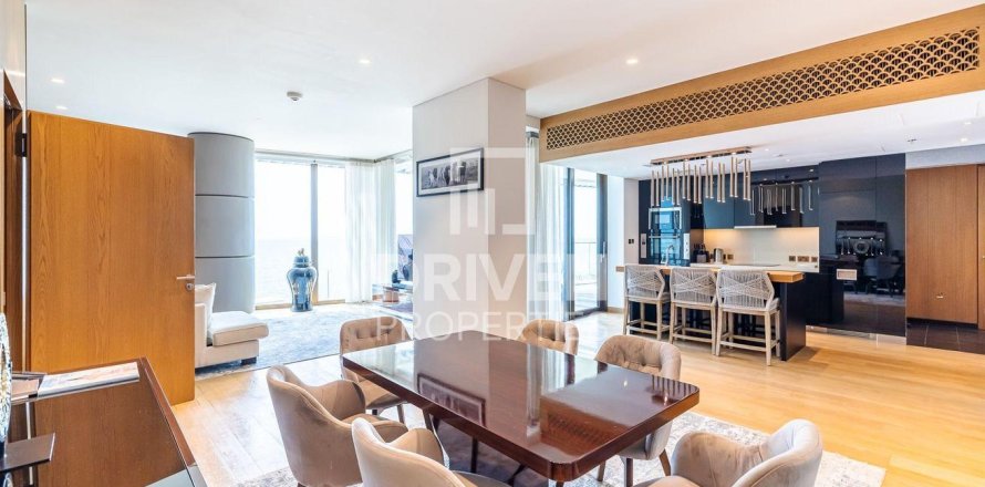 Apartamento en Jumeirah, Dubai, EAU 3 dormitorios, 244.33 m² № 741903