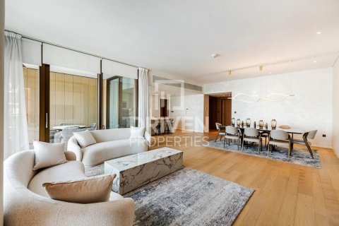 Apartament në Jumeirah, Dubai, Emiratet e Bashkuara Arabe 3 dhoma gjumi, 250.65 m2. № 741883 - Foto 3