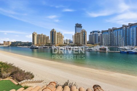 Palm Jumeirah、Dubai、UAE にあるヴィラ販売中 6ベッドルーム、1245.37 m2、No741901 - 写真 23