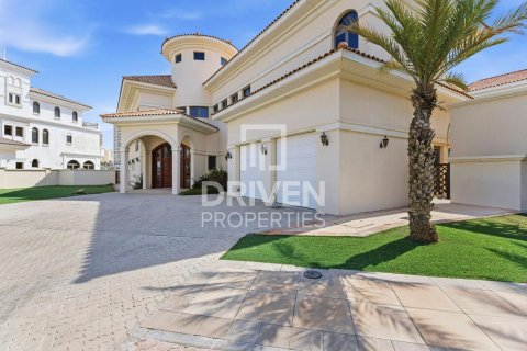 Palm Jumeirah、Dubai、UAE にあるヴィラ販売中 6ベッドルーム、1245.37 m2、No741901 - 写真 24