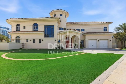 Palm Jumeirah、Dubai、UAE にあるヴィラ販売中 6ベッドルーム、1245.37 m2、No741901 - 写真 1