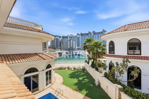 Palm Jumeirah、Dubai、UAE にあるヴィラ販売中 6ベッドルーム、1245.37 m2、No741901 - 写真 30