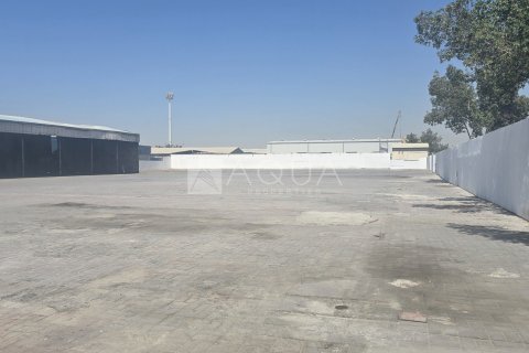 Tokë në Ras Al Khor, Dubai, Emiratet e Bashkuara Arabe 4942.8 m2. № 721779 - Foto 2