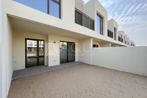 Вилла в Dubai South (Dubai World Central), Дубай, ОАЭ 3 спальни, 137.7м2 № 721778