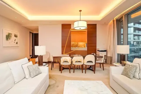 Apartment in Downtown Dubai (Downtown Burj Dubai), UAE 3 bedrooms, 188 sq.m. № 680397 - photo 3