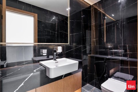 Appartamento in vendita a Dubai, EAU 2 camere da letto, 100.3 mq. № 699859 - foto 2