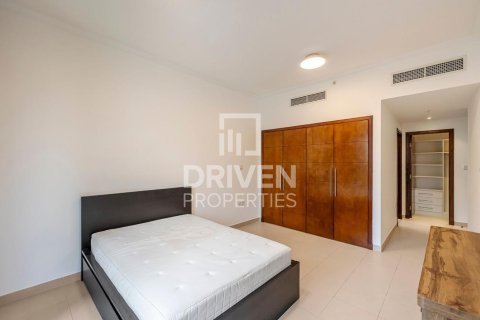 Пәтер Даунтаун Дубай (Даунтаун Бурдж Дубай), Дубай, БАӘ-да 2 жатын бөлмелер, 135 м² № 683649 - фото 8