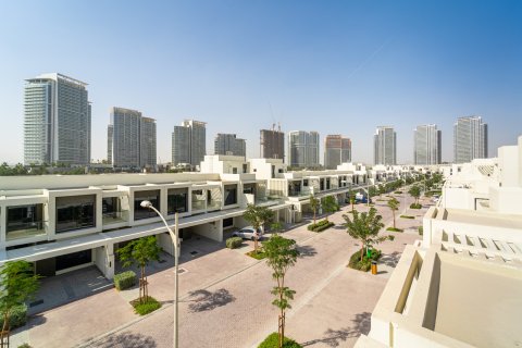 Kuća u nizu u gradu Dubai, UAE 4 spavaće sobe, 147 m2 Br. 696056 - Slika 17