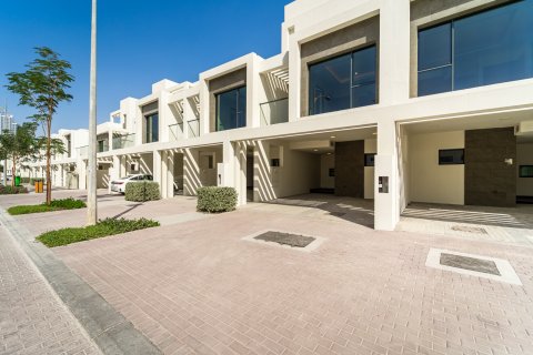 Kuća u nizu u gradu Dubai, UAE 4 spavaće sobe, 147 m2 Br. 696056 - Slika 21