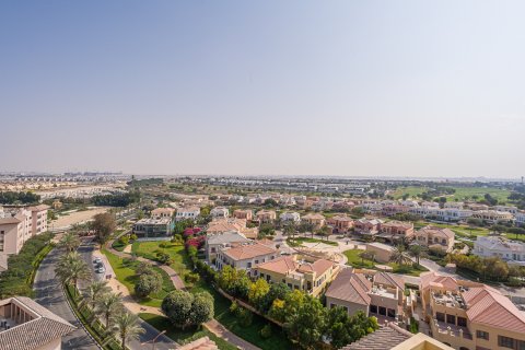 Apartment i Jumeirah Golf Estates, Dubai, UAE 4 soveværelser, 217.41 kvm № 750580