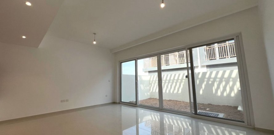 Rekkehus i Dubai, Emiratene 3 soverom, 112.2 kvm nr. 678292